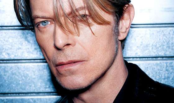 Дэвид Боуи (David Bowie) - британский рок-певец и автор песен